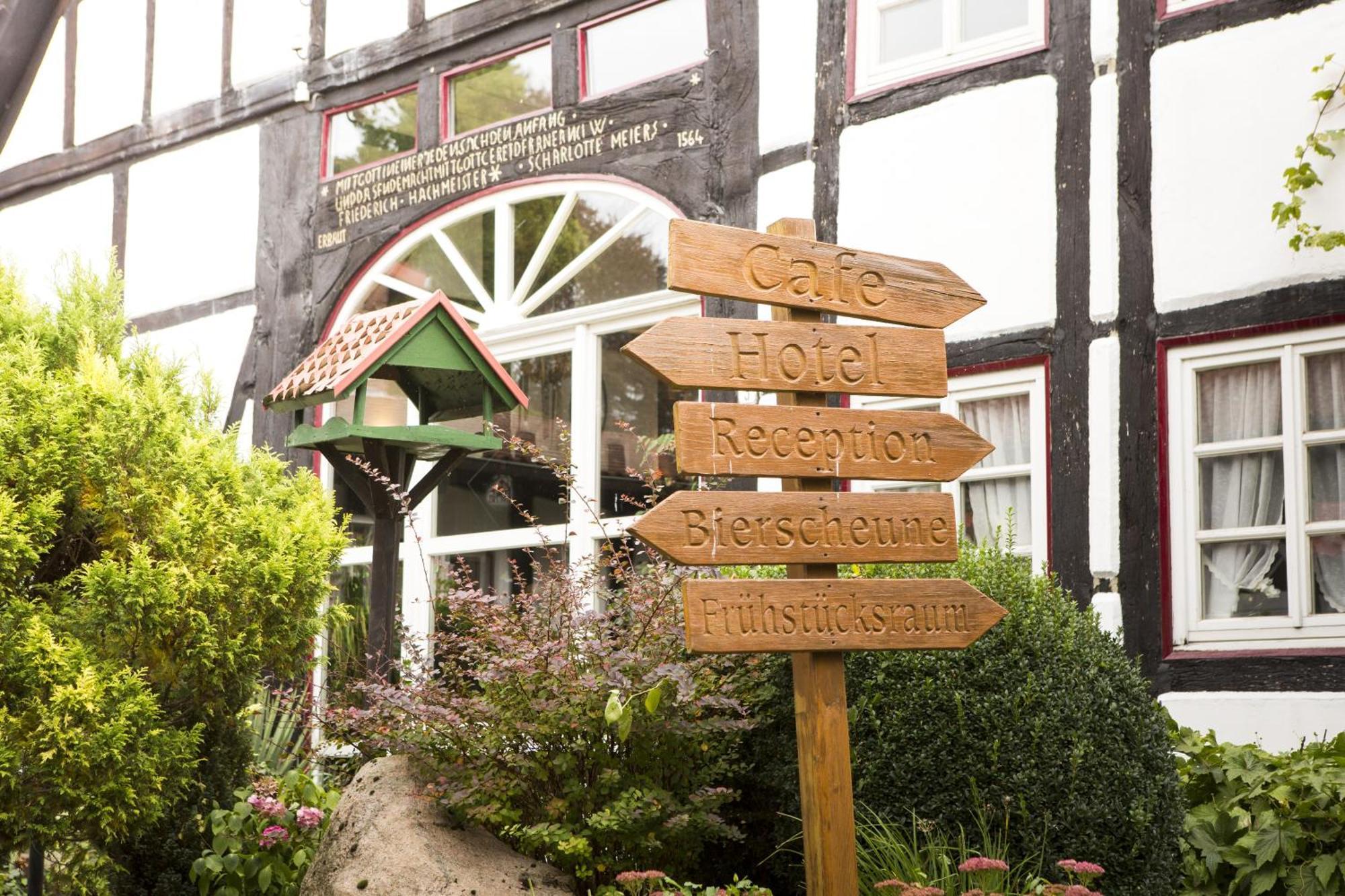 Hotel Cafe Am Stift Hessisch Oldendorf Ngoại thất bức ảnh